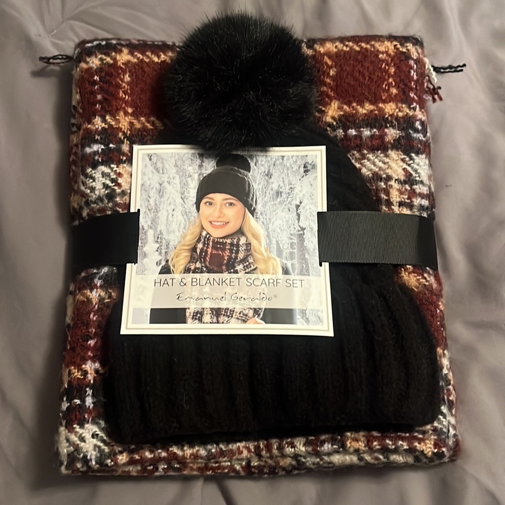Brand new hat and blanket scarf set